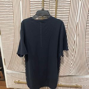 Lululemon T Shirt